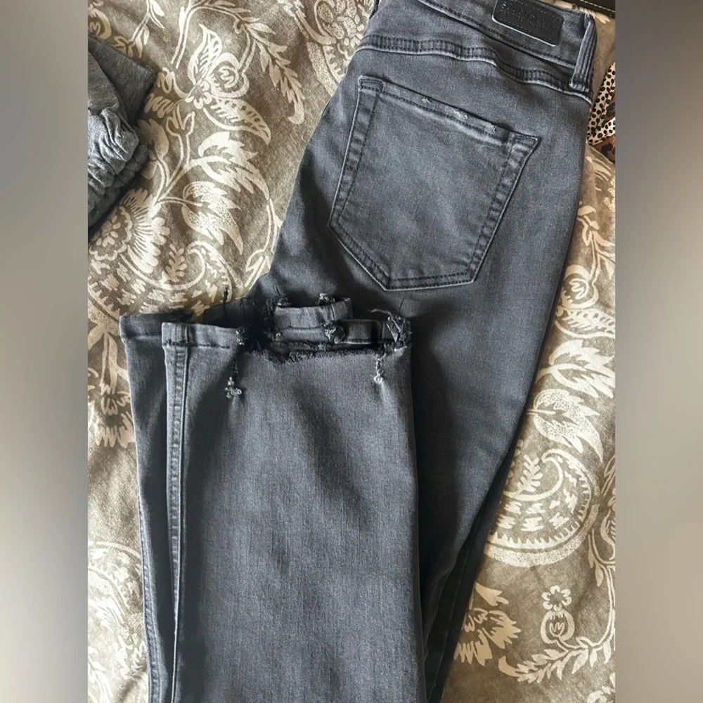 Sound Style Faded Black Straight Crop Jean - Picture 8 of 14